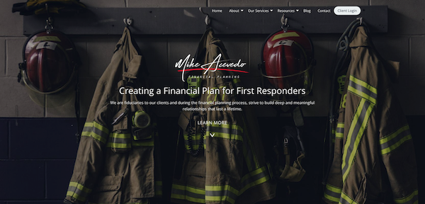 Screenshot einer Website, die für ihre Zielgruppe, nämlich Feuerwehrleute, personalisiert ist